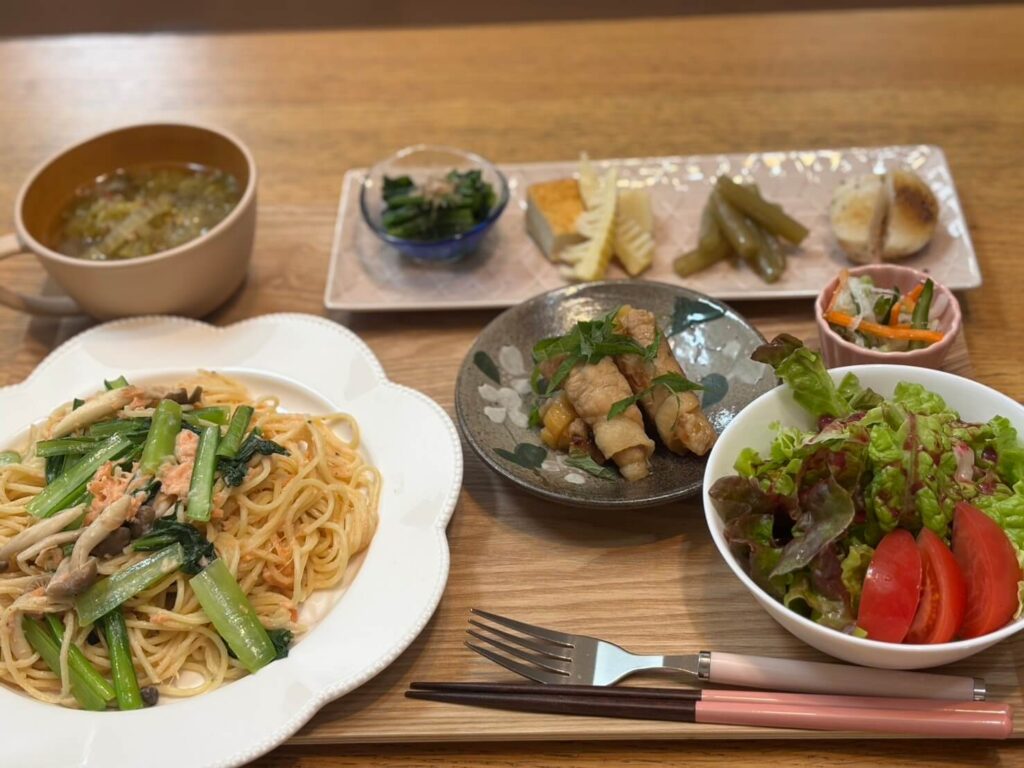 salmon-komatsuna-cream-pasta