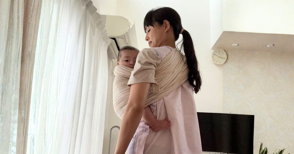 okada-baby-babywearing